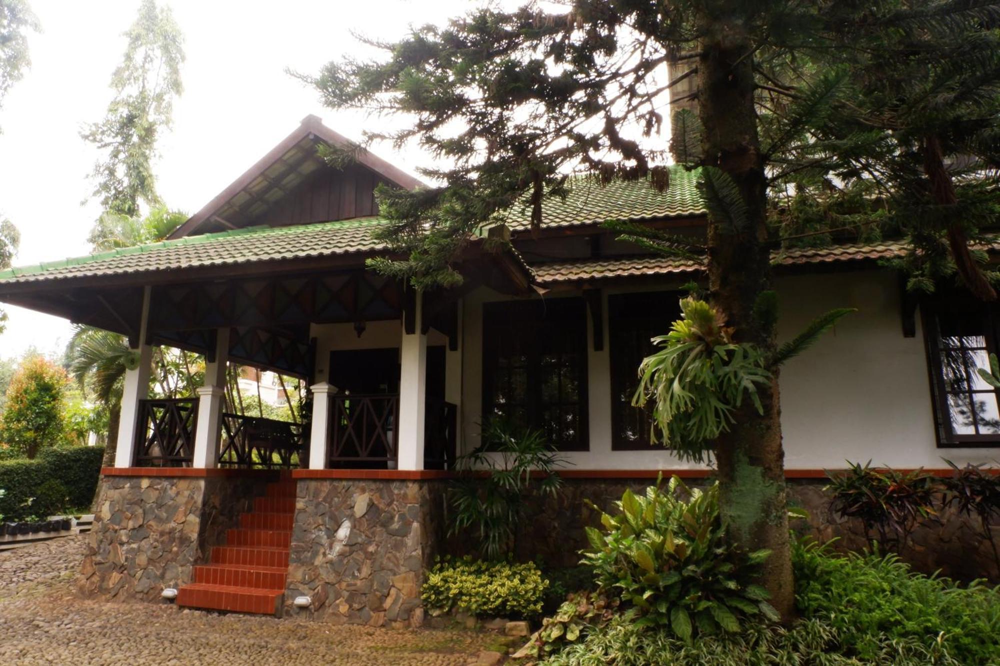 Cemara'S Homestay Batu  Eksteriør billede